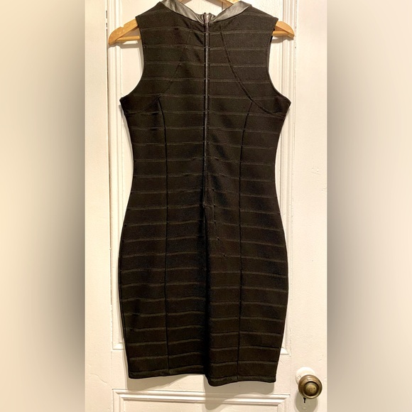 Bodycon dress from Guess - Picture 2 of 4